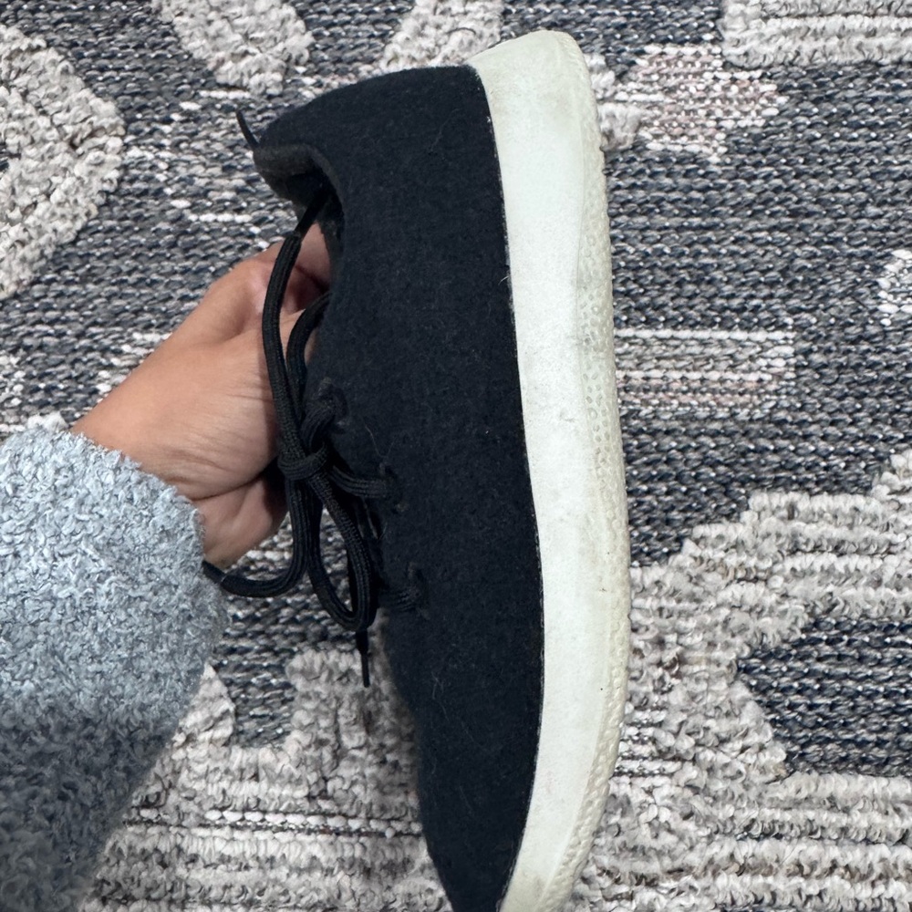 Allbirds Kids Black Wool Sneakers - Picture 2 of 2